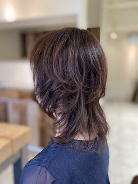 デッカドゥ 阪急茨木(DECCA-DEUX) ウルフスタイル