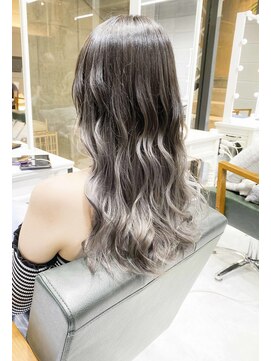 デイズ(days) グラデーションカラーフェミニンロングイメチェンダークアッシュ