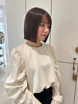 リィベ(Liibe) 10代20代30代　サラ艶ボブ/切りっぱなしボブ/髪質改善