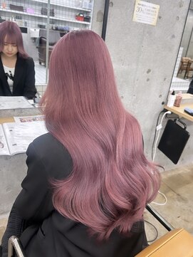 マジコ 表参道(Magico) ピンクカラー