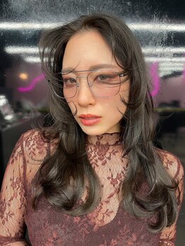 キジ(KIJI)の写真/【似合わせ×デザイン】最も印象を決める顔回りカットも安心。骨格やライフスタイルにFITするデザイン◎