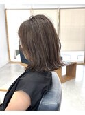白髪をぼかしながらつくる明るめベージュ(ハイライト履歴あり)