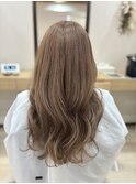 やわらかベージュ