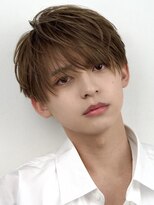 オーシャントーキョーオーバー 渋谷(OCEAN TOKYO OVER)&nbsp;韓国マッシュセンターパートツーブロックフェザーパーマシャドウ