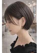 リノ(LINO) 40代50代耳かけ丸みショートボブ/白髪ぼかし