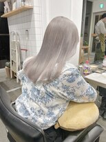 リラ バイ ミラ 新宿(LILA by MILA) ペールミルクティー/ホワイトラベンダー/ホワイトブロンド
