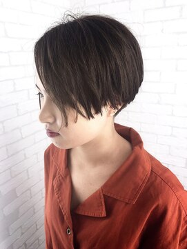 ラヴリア クルメ(LOVERIA KURUME) 刈り上げからの クールショート