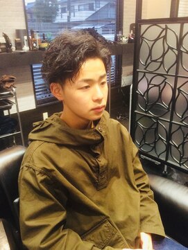 ヒロザバーバー(HIRO THE BARBER) ツイストスパイラルパーマ