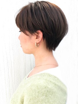 アルバム 新宿(ALBUM SHINJUKU) タイトショート_ウェーブパーマフォギーベージュ耳かけ_ba281773