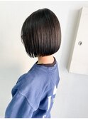 ぷつっとボブ　ぱっつんボブ　ミニボブ