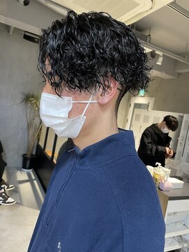 エリマ 調布(elima) ツイストスパイラル/センターパート/スパイラルパーマ【調布】