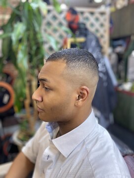 ヘアースタジオアルファ フェードスタイル