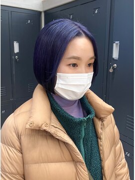 テトヘアー(teto hair) 切りっぱなしボブ寒色センターパート