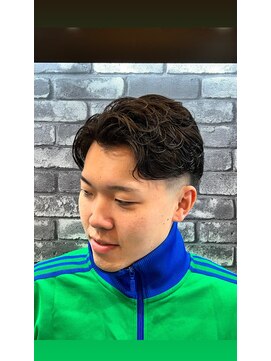 プラウド(PROUD) 6.4ナチュラル/田町/床屋/メンズカット/フェード/パーマ