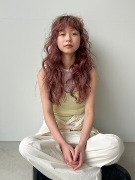 ニキータ(Nikiita) 〈ブリーチ/ダブルカラー/レイヤーカット〉　B9215