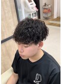 刈り上げツーブロックツイストスパイラルパーマメンズマッシュ