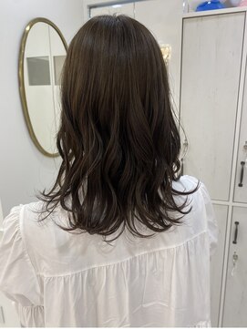 リルミー ミュエナ 大須 矢場町(Lilme myuena) オリーブベージュで透明感カラー<原田>