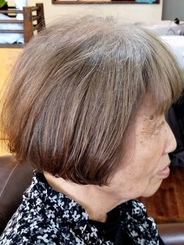 美容室 ブラウン(Brown)の写真/【白髪染め・白髪ぼかしならお任せ】大人女性・メンズのお悩みを解消◎エイジング毛を素敵に♪