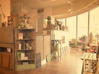 エルグラン(ELGRAN)の写真/アンティークの小物が並ぶ癒しの空間♪大人女性のための上質空間で、のんびり癒しの時間を…。