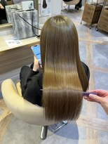 アンド ラ ブランシュ(&.La Blanche)&nbsp;暗めカラー/ミディアムヘア/デザインカラー/縮毛矯正