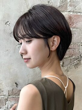 アフロート ルヴア(AFLOAT RUVUA) 「岩田莉奈」ハイライトで白髪ぼかし★くびれショートボブ　新宿