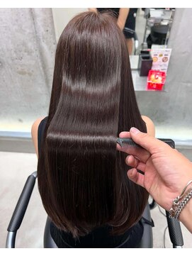 フラット(FLAT) 髪質改善カラーでツヤ感抜群