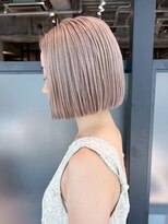 シオン(shion)&nbsp;ブリーチホワイトベージュボブショートミディアム_ba565143