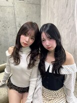 ロンドルピナス 小倉(Lond Lupinus) ミディアムレイヤーカット/似合わせカット/大人ガーリー/20代