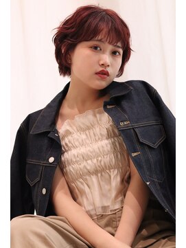 シロフ シンジュク(shirof shinjuku) ショートボブ/ふわふわパーマ/大人ショート