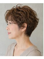 ヘアアンドメイク アース 入間店(HAIR&MAKE EARTH) ふんわり丸みショート