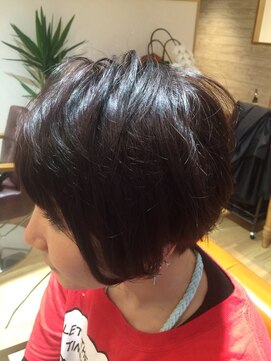 オトヘアー(oto hair) 個性が際立つ！アシンメトリーショートスタイル