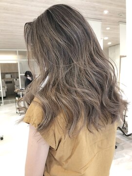 パーク(PAAQ) 【PAAQ田中】極細ハイライトカラー