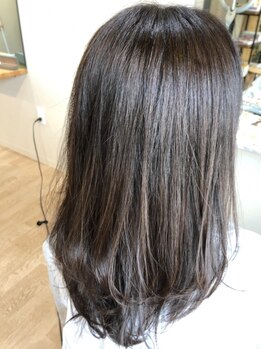 1人1人の髪質に合わせた薬剤を選定し、理想の色味を叶えます◎あなた史上一番輝くスタイルへ…☆