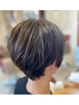 リベア 一之江店(Rever) くすみブルー/くびれボブ/ニュアンスマッシュ【一之江/江戸川】