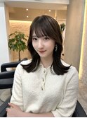 大人前髪アイスグレー韓国小顔レイヤー重めロングオリーブ