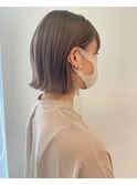 ボブ× ベージュヘア