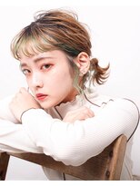 ゆる巻き　アレンジ　ふわふわヘア　オン眉