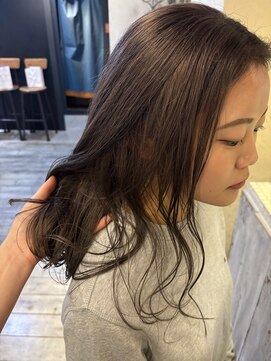 エミュー(emue) 20代透明感韓国風カラー