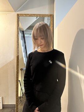 シロ(SHIRO) blond