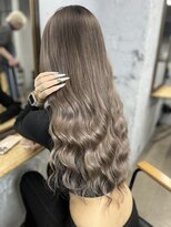 ワン(ONE)&nbsp;グレージュ