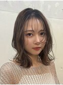 くびれボブ/メルティカラー/ウェーブヘア/ベージュカラー
