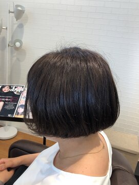 ヘアラウンジ カーム(hair lounge Calm) ツヤツヤ大人ボブ