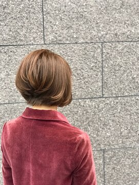 シュシュ(shushu) どんなお洋服にもマッチボブ