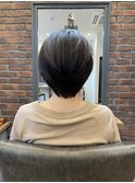 ショートボブ