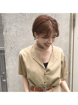 ラレイ(Lalei) ＊センターパート　丸みショート×ベージュカラー