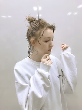 アリエッタ アザブ(ARIETTA AZABU) 【色気をまとう】モテカジュ お団子アレンジ