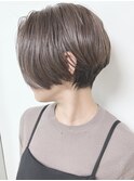 【morio原宿】前下がりショートボブ グレージュ 前髪なし