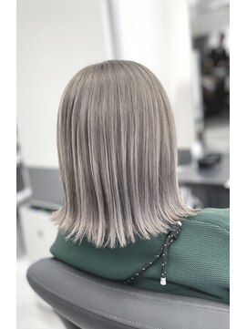 シエラ 心斎橋(CIERA.) CIERA.バレイヤージュ×外ハネボブ