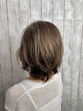 ビューティドレッセヤマノ 池袋パルコ(Beauty Dresse YAMANO) 【白髪ぼかし】【ハイライト】【40代50代 】レイヤーボブ