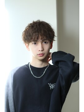 リップス 自由が丘(LIPPS) 緩め波巻きマッシュ